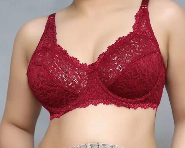Seamless Lace Wireless Bra for Women – Comfortable Sports & Everyday Lingerie 2026